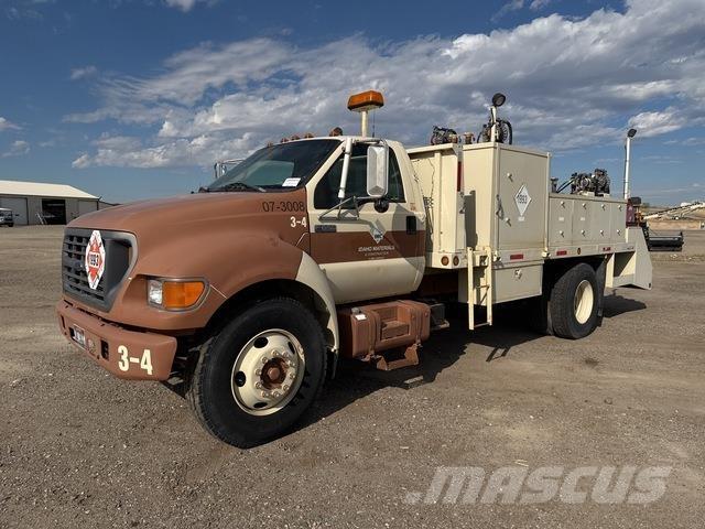 Ford F-650 Cysterna
