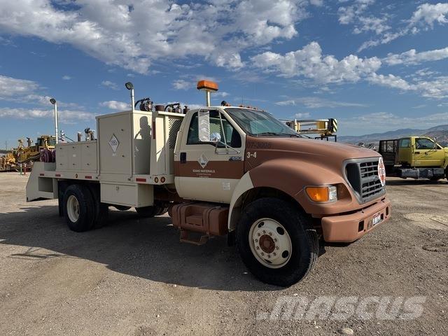Ford F-650 Cysterna