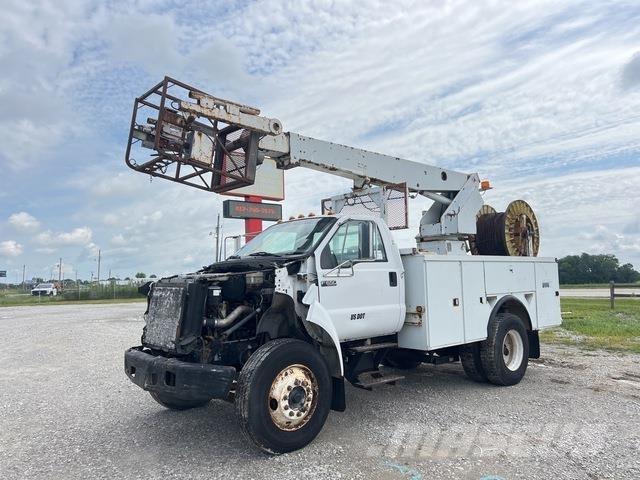 Ford F-650 Podnośniki koszowe