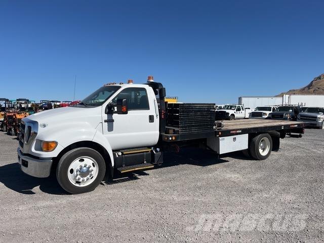 Ford F-650 Samochody ratownicze pomocy drogowej