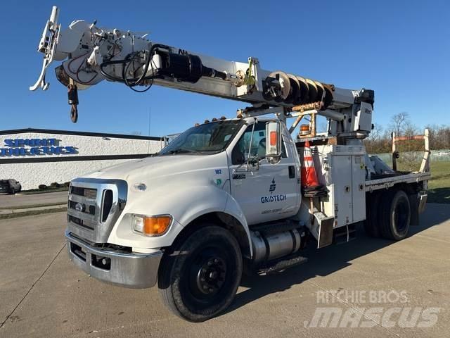 Ford F-750 Wiertnice samochodowe