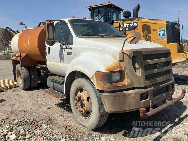 Ford F-750 Polewaczki