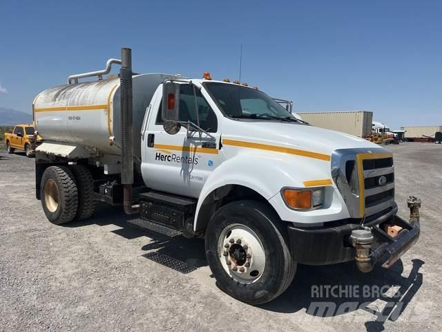 Ford F-750 Polewaczki