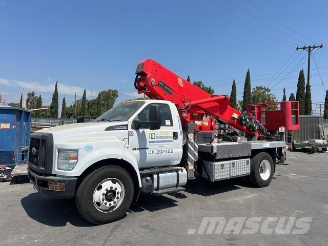 Ford F-750 Inne