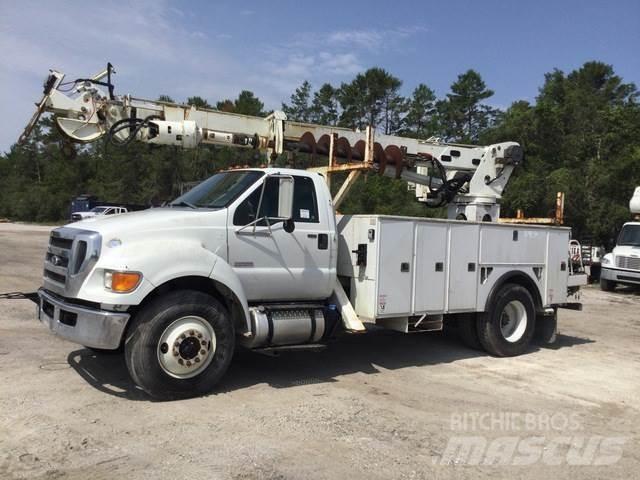 Ford F-750 Wiertnice samochodowe