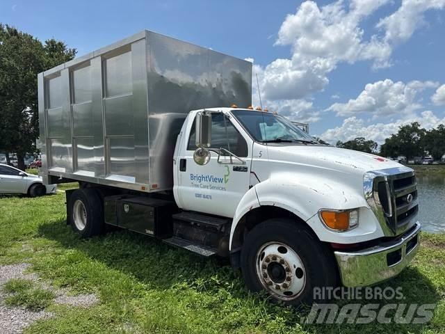 Ford F-750 Pojazdy do transportu zrębki