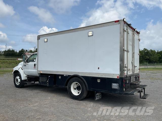 Ford F-750 Maszyny budowlane - Inne