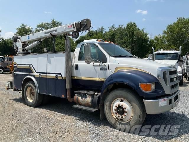 Ford F-750 Pojazdy komunalne