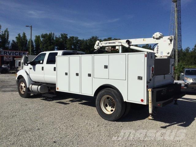 Ford F-750 Pojazdy komunalne