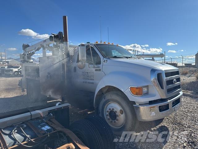 Ford F-750 Pojazdy komunalne