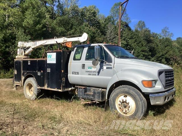 Ford F-750 Pojazdy komunalne