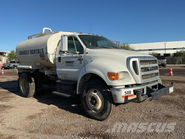 Ford F-750 Polewaczki