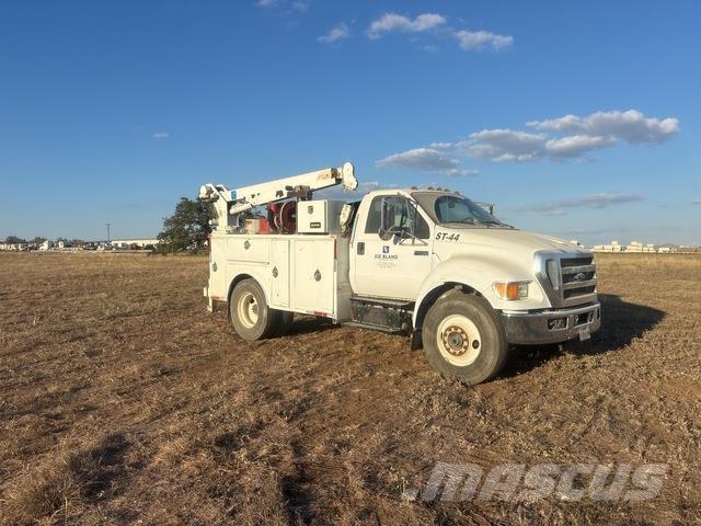 Ford F-750 Pojazdy komunalne