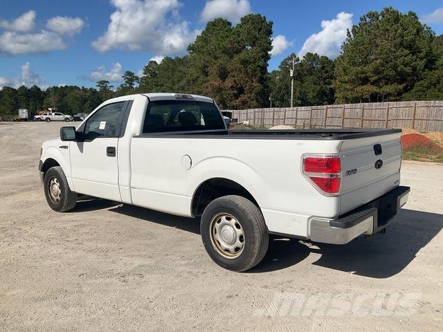 Ford F150 Pick-upy / Pojazdy z otwieranymi burtami