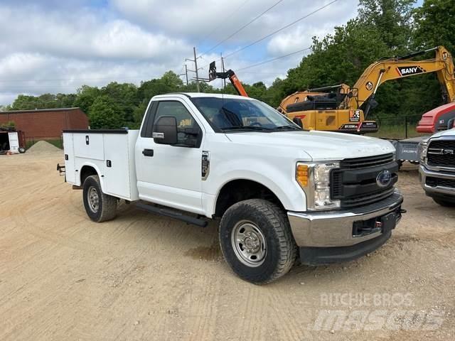 Ford F250 Pick-upy / Pojazdy z otwieranymi burtami