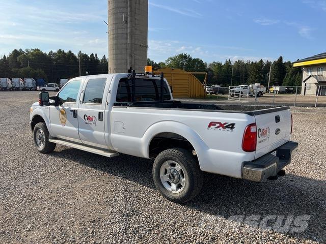 Ford F350 Pick-upy / Pojazdy z otwieranymi burtami