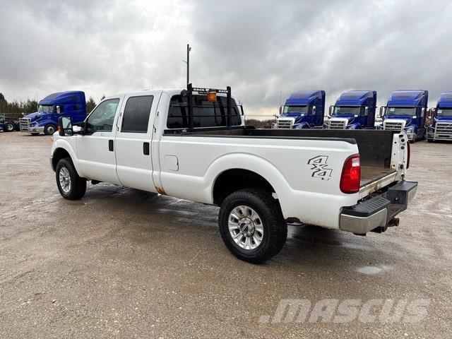 Ford F350 Pick-upy / Pojazdy z otwieranymi burtami