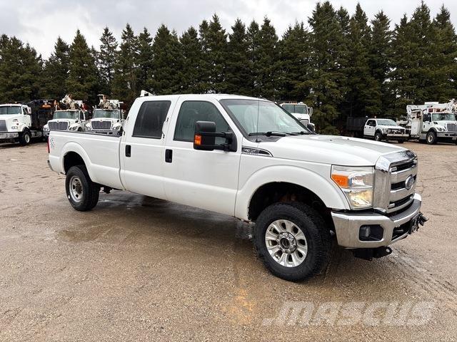 Ford F350 Pick-upy / Pojazdy z otwieranymi burtami