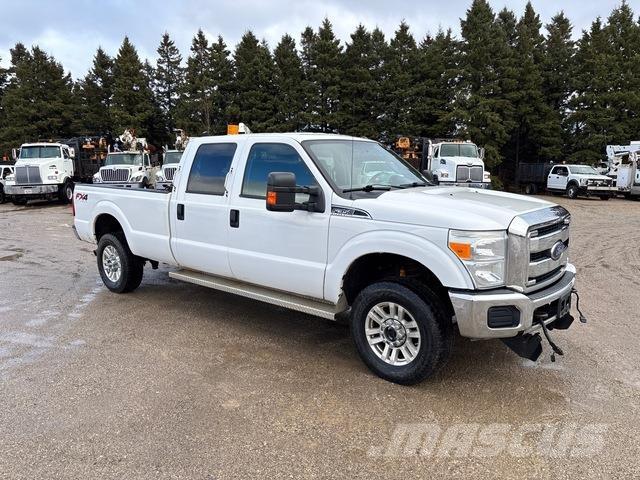 Ford F350 Pick-upy / Pojazdy z otwieranymi burtami
