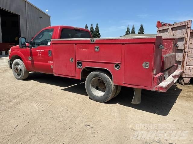 Ford F350XL Pick-upy / Pojazdy z otwieranymi burtami