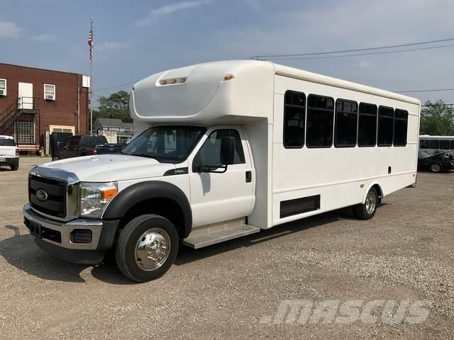 Ford F550 Minibusy