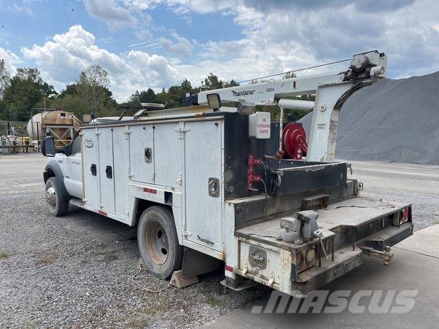 Ford F550 Pojazdy komunalne