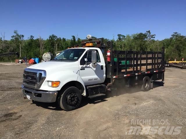 Ford F650 Ciężarówki typu Platforma / Skrzynia