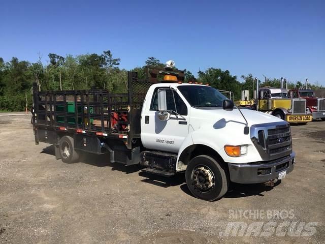 Ford F650 Ciężarówki typu Platforma / Skrzynia