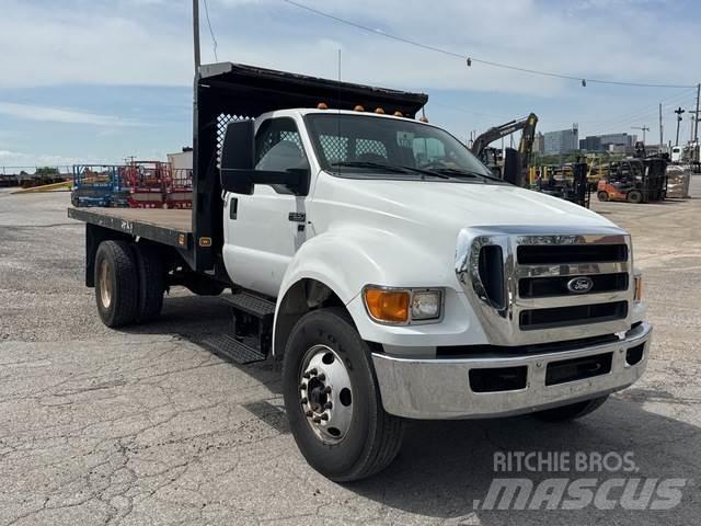 Ford F650 Ciężarówki typu Platforma / Skrzynia