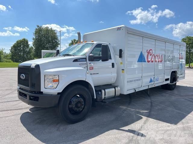 Ford F650 Samochody do transportu napojów