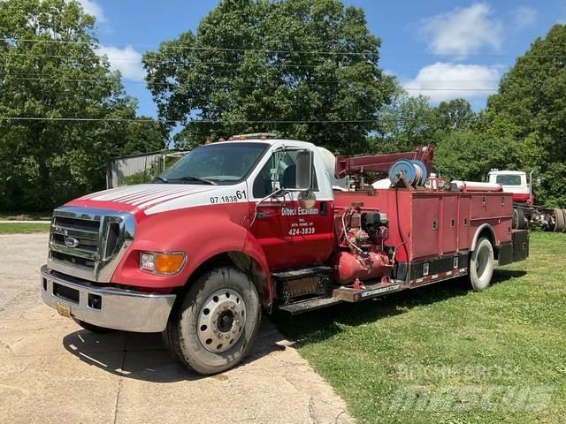 Ford F750 Pojazdy komunalne
