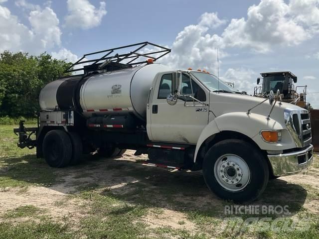 Ford F750 Gruszki do betonu