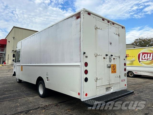 Ford GEN 1 Samochody dostawcze ze skrzynią zamkniętą