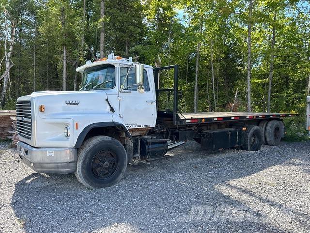 Ford L8000 Samochody ratownicze pomocy drogowej