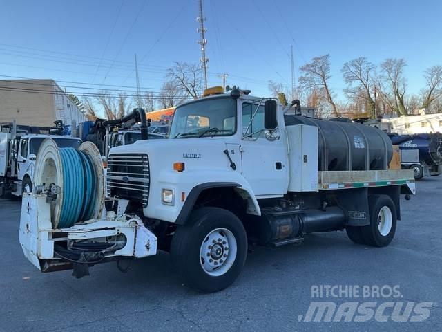 Ford L9000 Kombi / koparki ssące