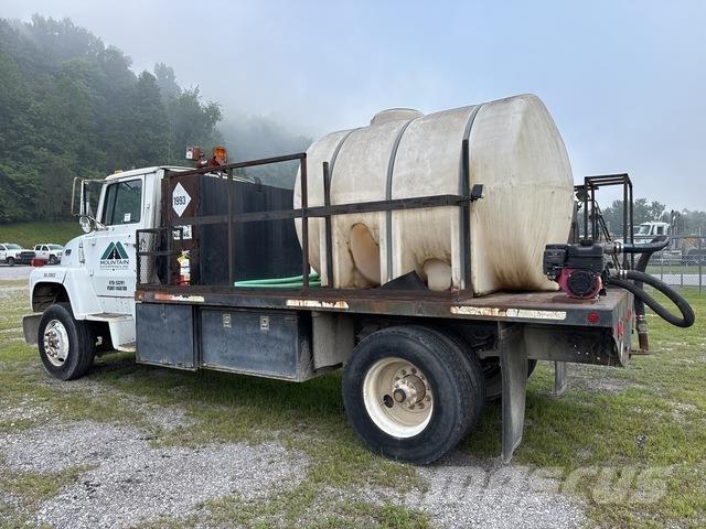 Ford LNT8000 Cysterna