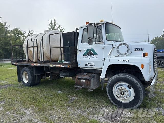 Ford LNT8000 Cysterna
