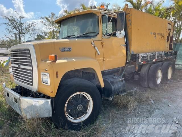Ford LT8000 Polewaczki