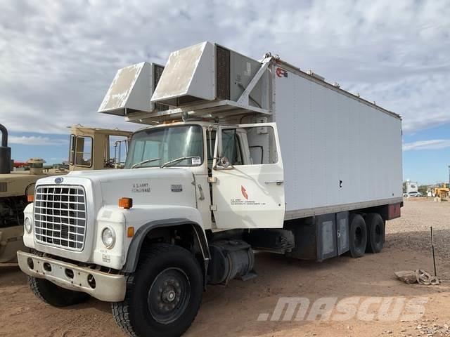 Ford LT8000 Busy / Vany