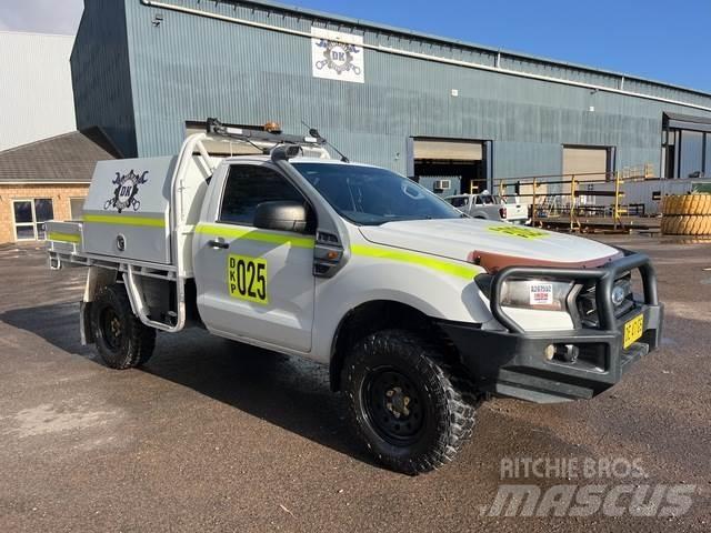 Ford Ranger XL Pick-upy / Pojazdy z otwieranymi burtami