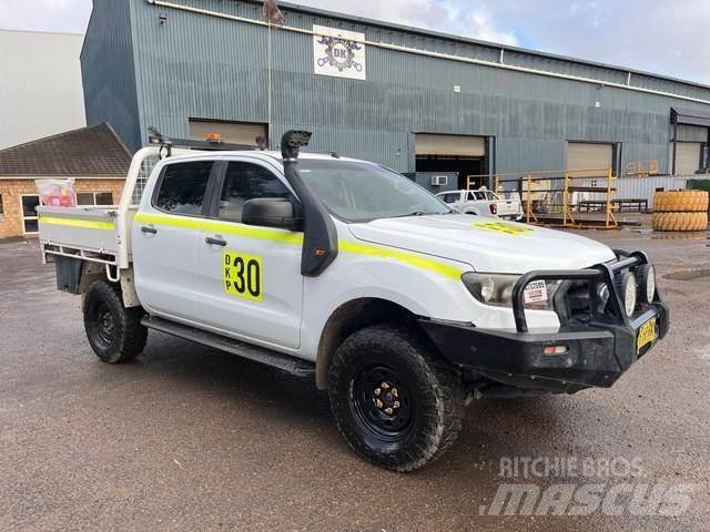 Ford Ranger XL Pick-upy / Pojazdy z otwieranymi burtami