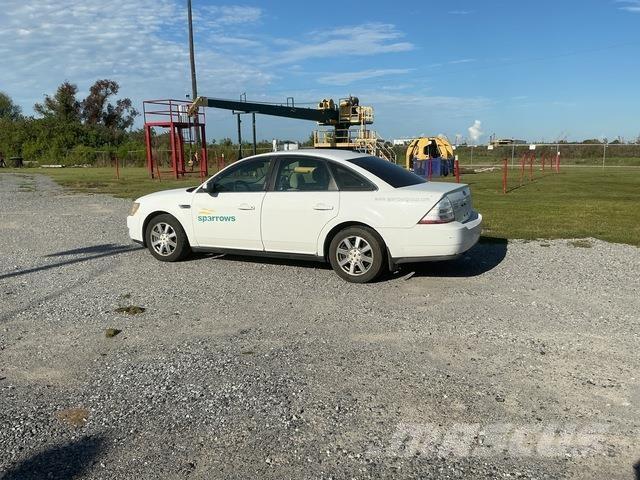 Ford Taurus Samochody osobowe
