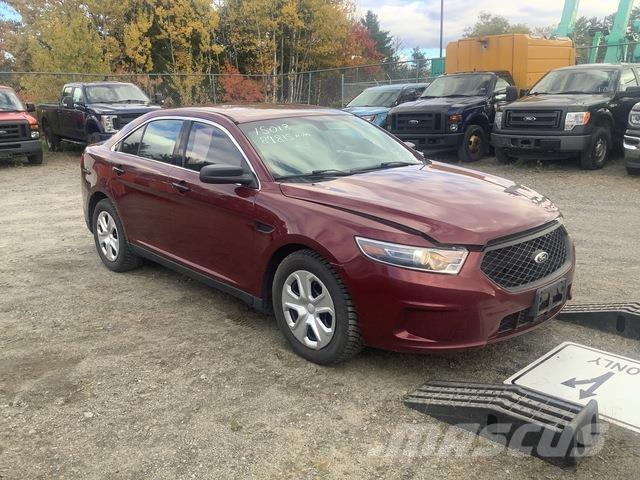 Ford Taurus Samochody osobowe