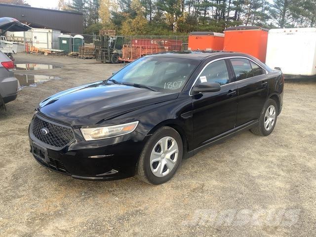 Ford Taurus Samochody osobowe