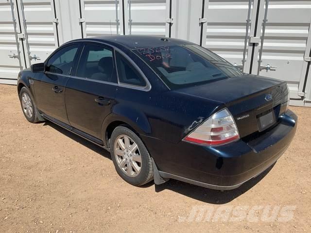 Ford Taurus SE Samochody osobowe