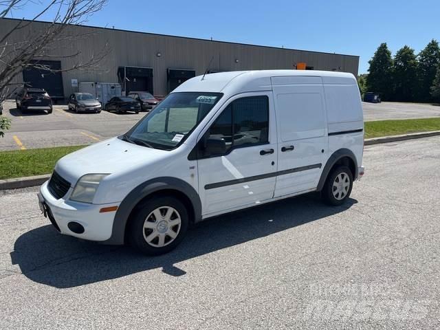 Ford Transit Busy / Vany