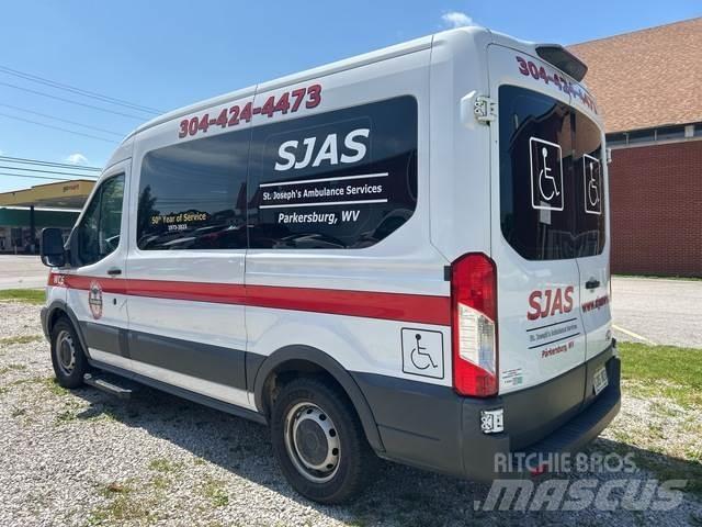 Ford Transit Busy / Vany