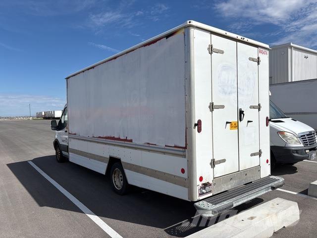 Ford Transit Busy / Vany