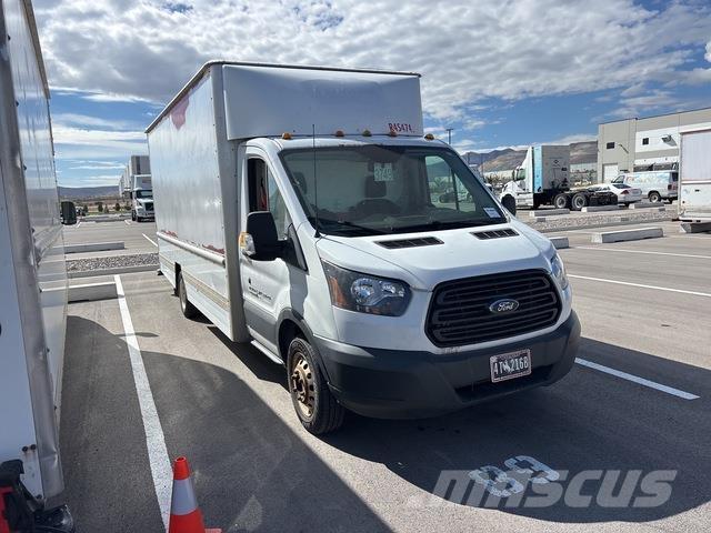 Ford Transit Busy / Vany