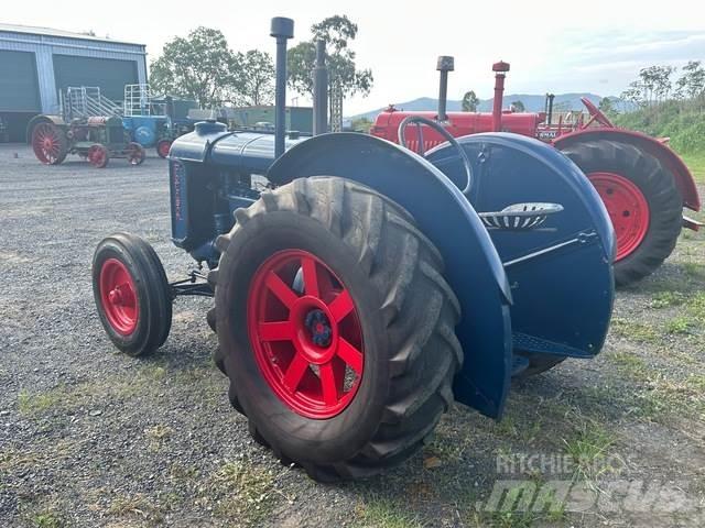 Fordson  Maszyny budowlane - Inne